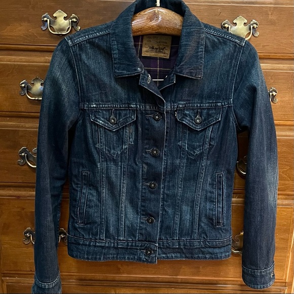 levis flannel lined trucker jacket